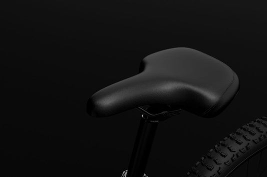 Vélo électrique de ville LANKELEISI RX600PRO équipé d’une selle confortable