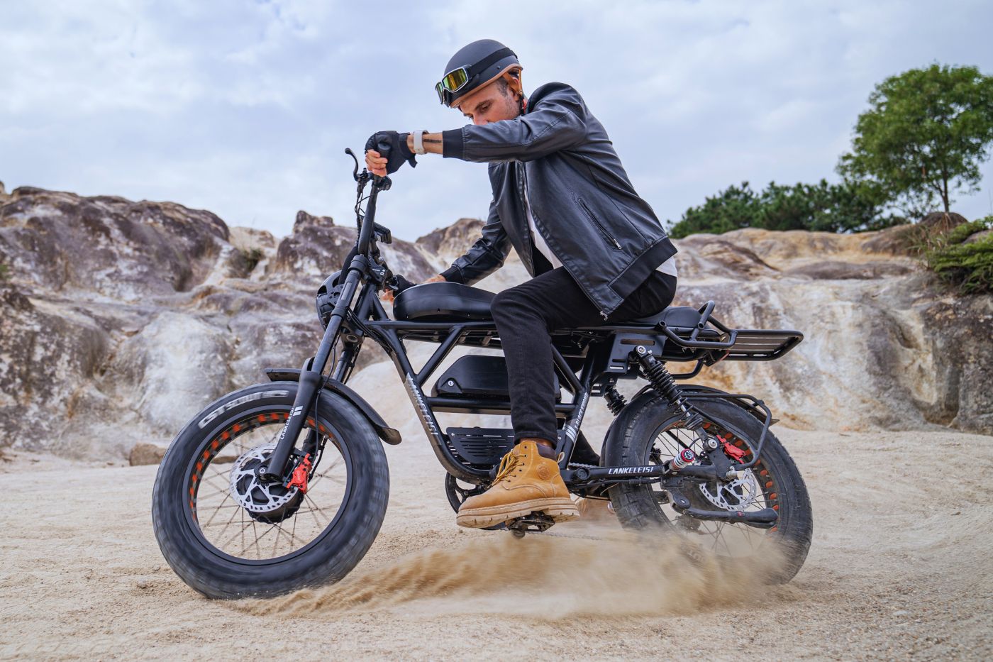 Vélo électrique tout-terrain Lankeleisi X-Black Knight 2000W à double moteur avec batterie Samsung 2160Wh