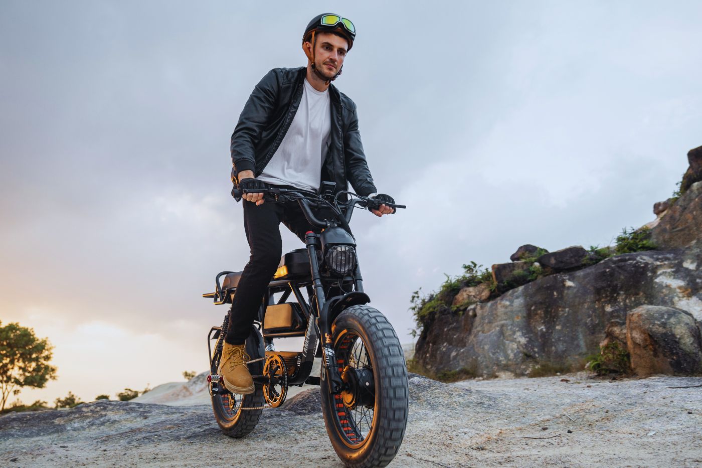 Vélo électrique tout-terrain Lankeleisi X-Black Knight 2000W à double moteur avec batterie Samsung 2160Wh