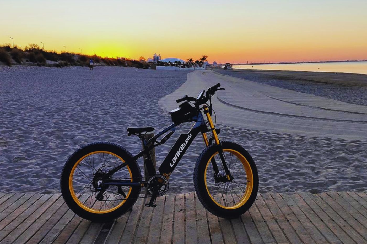 Vélo Électrique de Montagne LANKELEISI RV700 avec Suspension Complète
